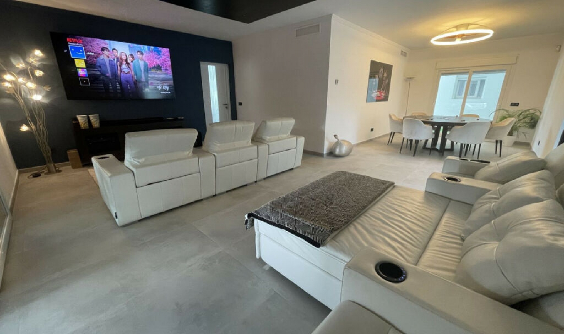 Resale - House -
Atalaya