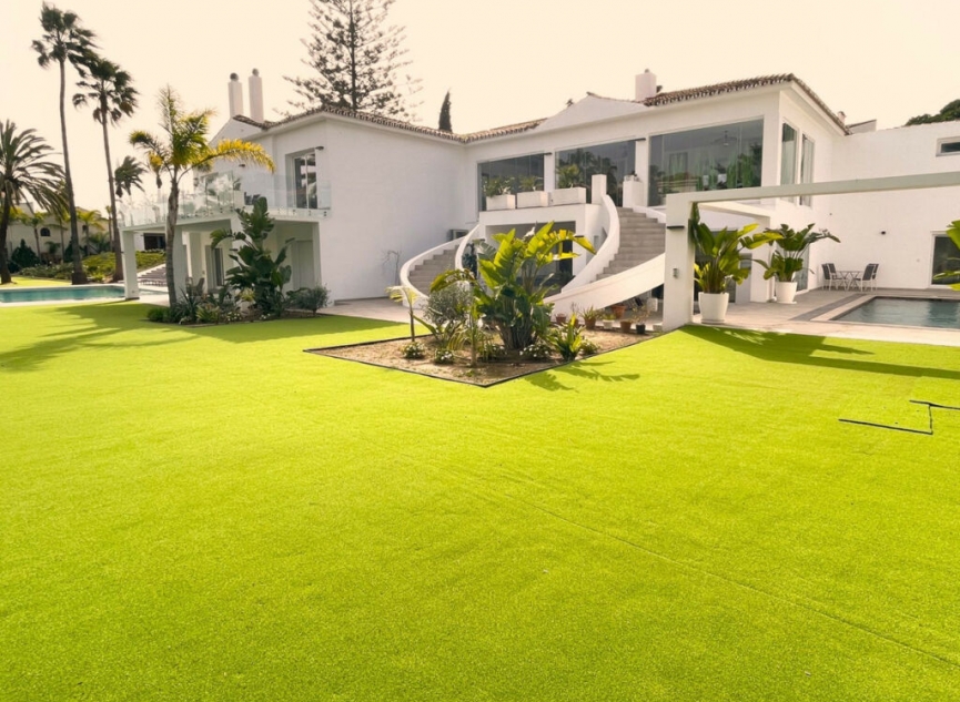 Resale - House -
Atalaya