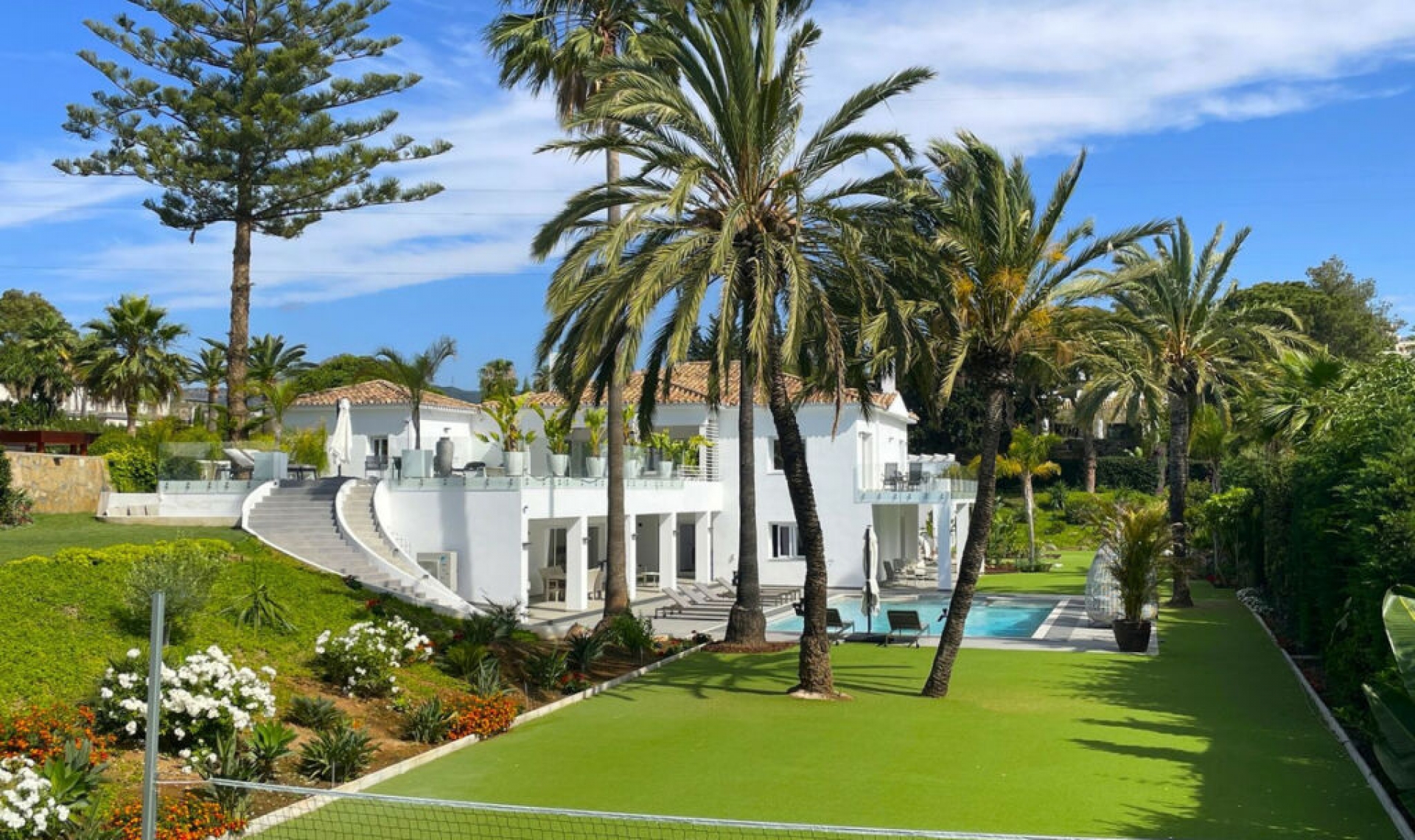 Resale - House -
Atalaya