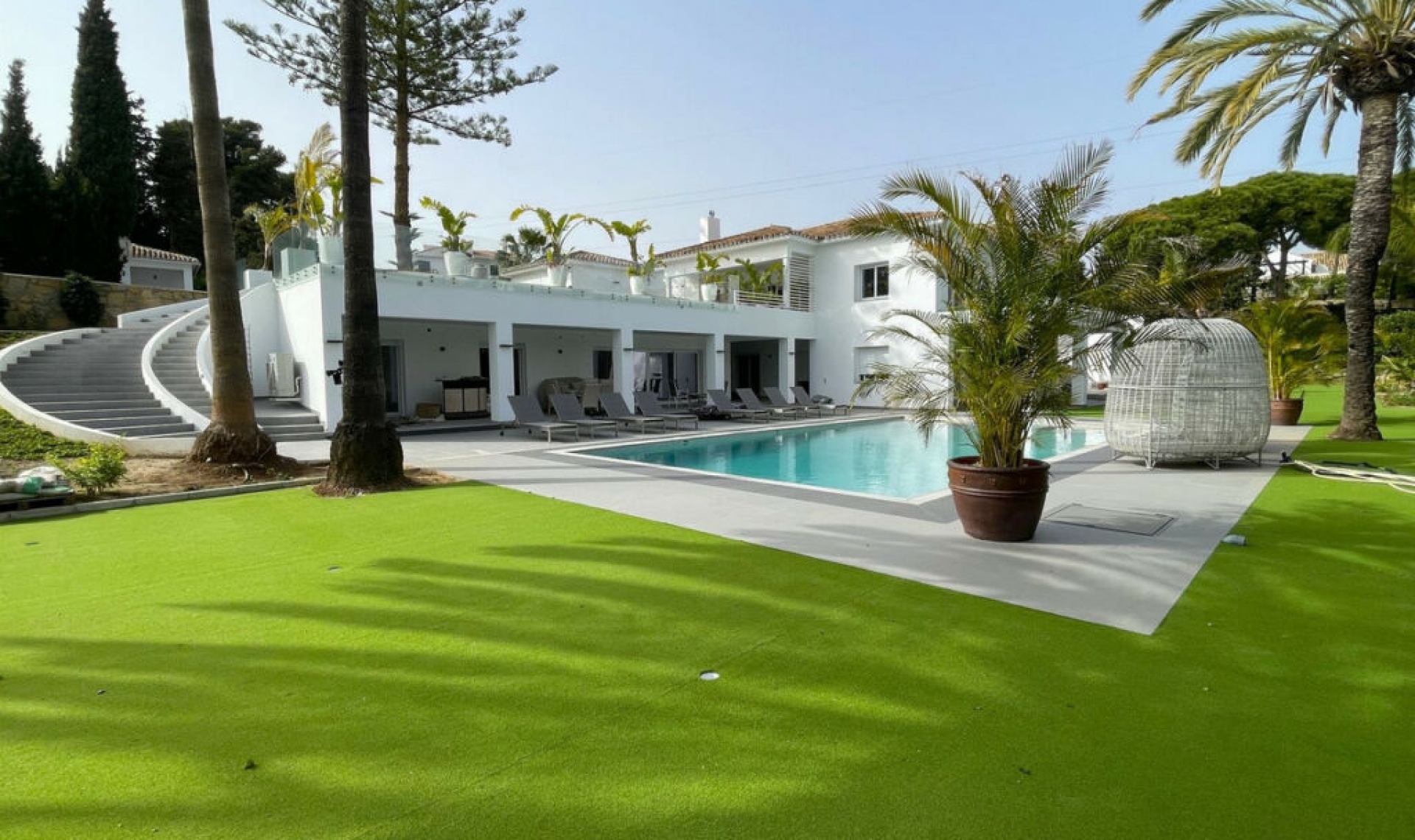 Resale - House -
Atalaya
