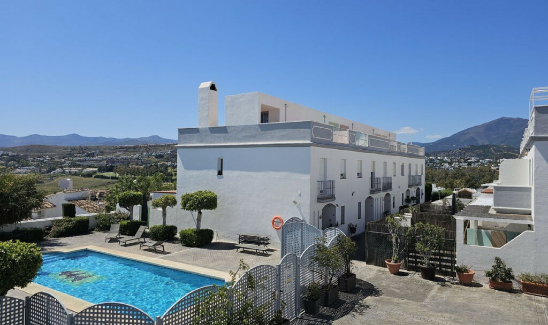 Resale - House -
Atalaya
