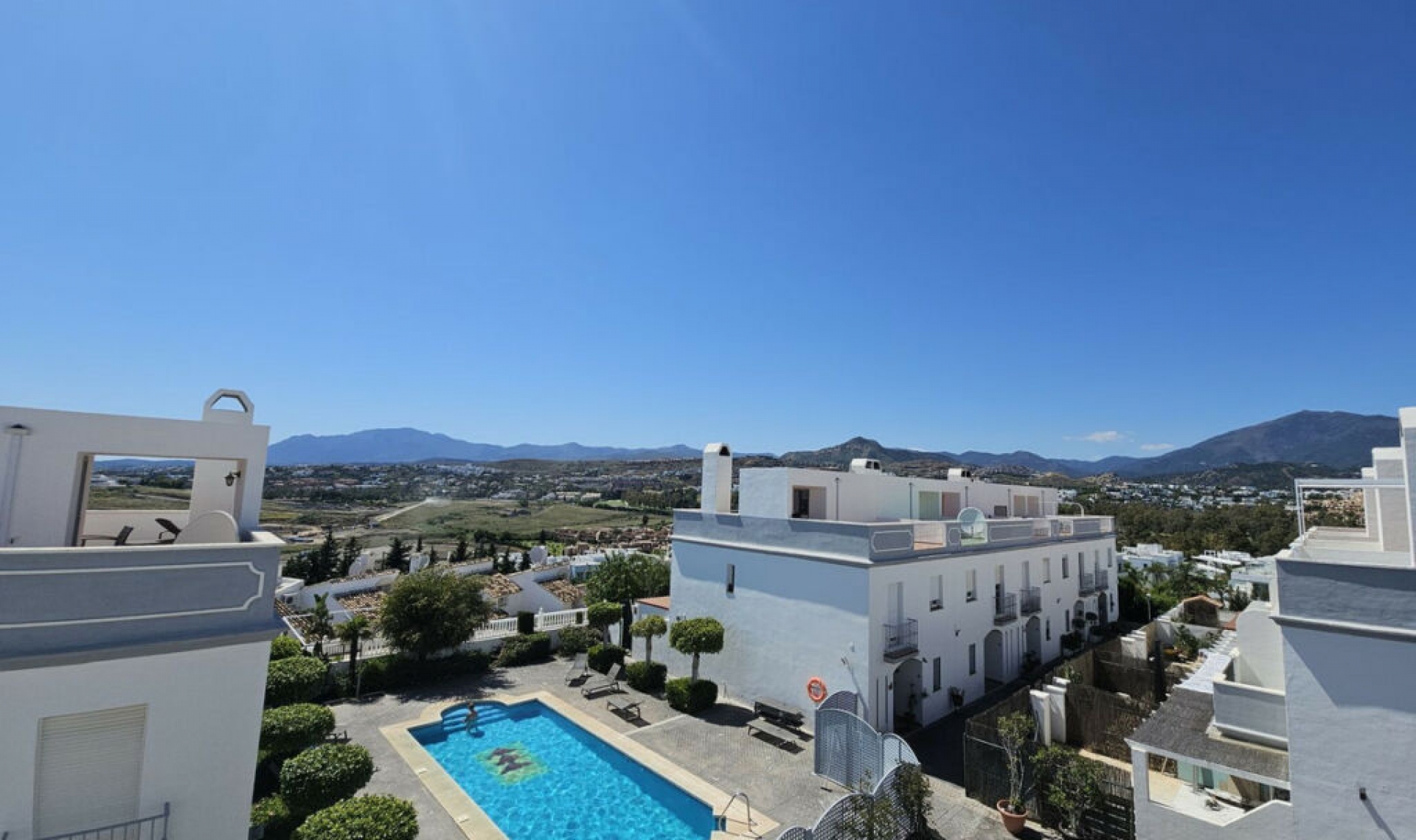 Resale - House -
Atalaya