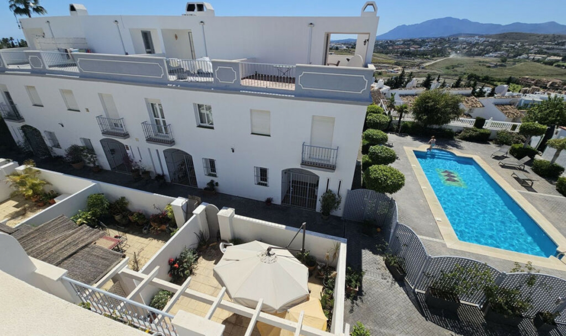 Resale - House -
Atalaya