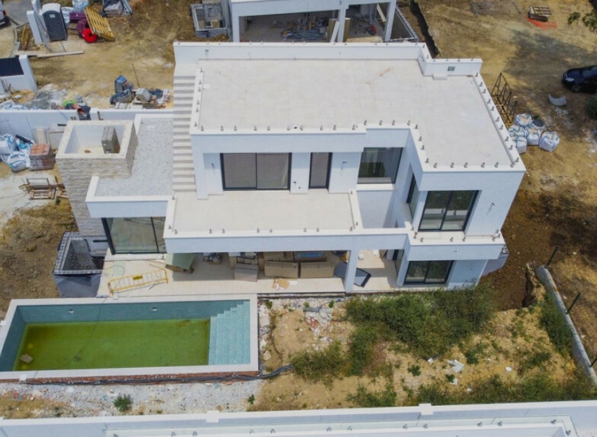 Resale - House -
Atalaya