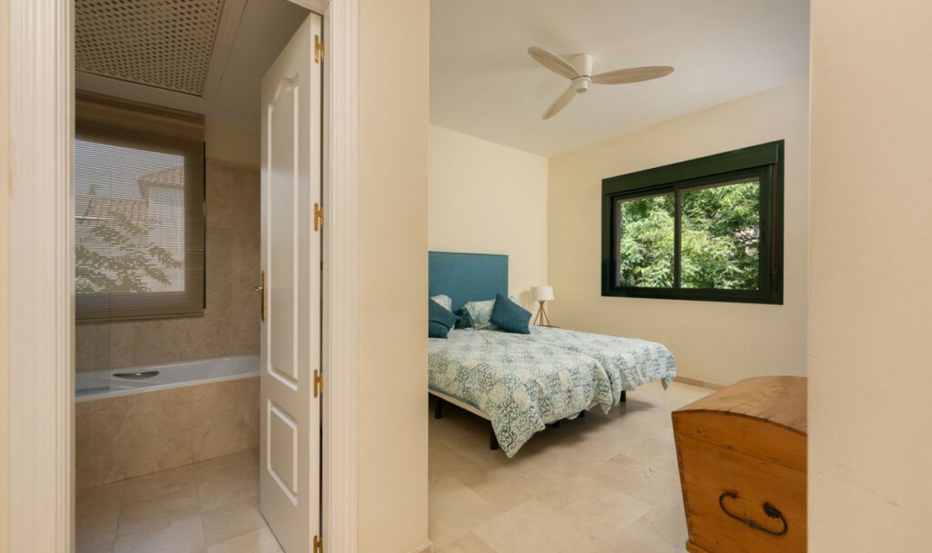 Resale - House -
Atalaya