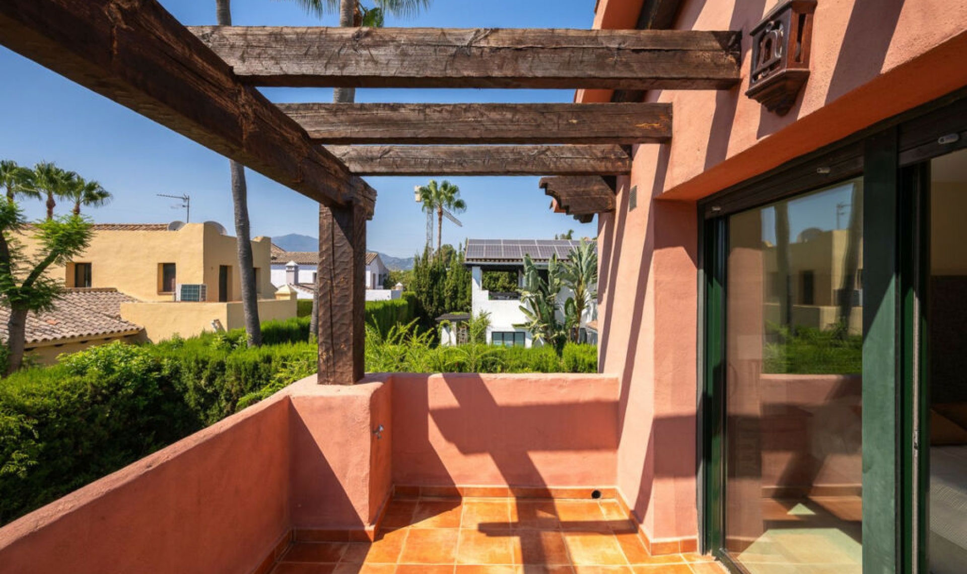 Resale - House -
Atalaya