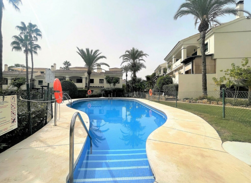 Resale - House -
Atalaya