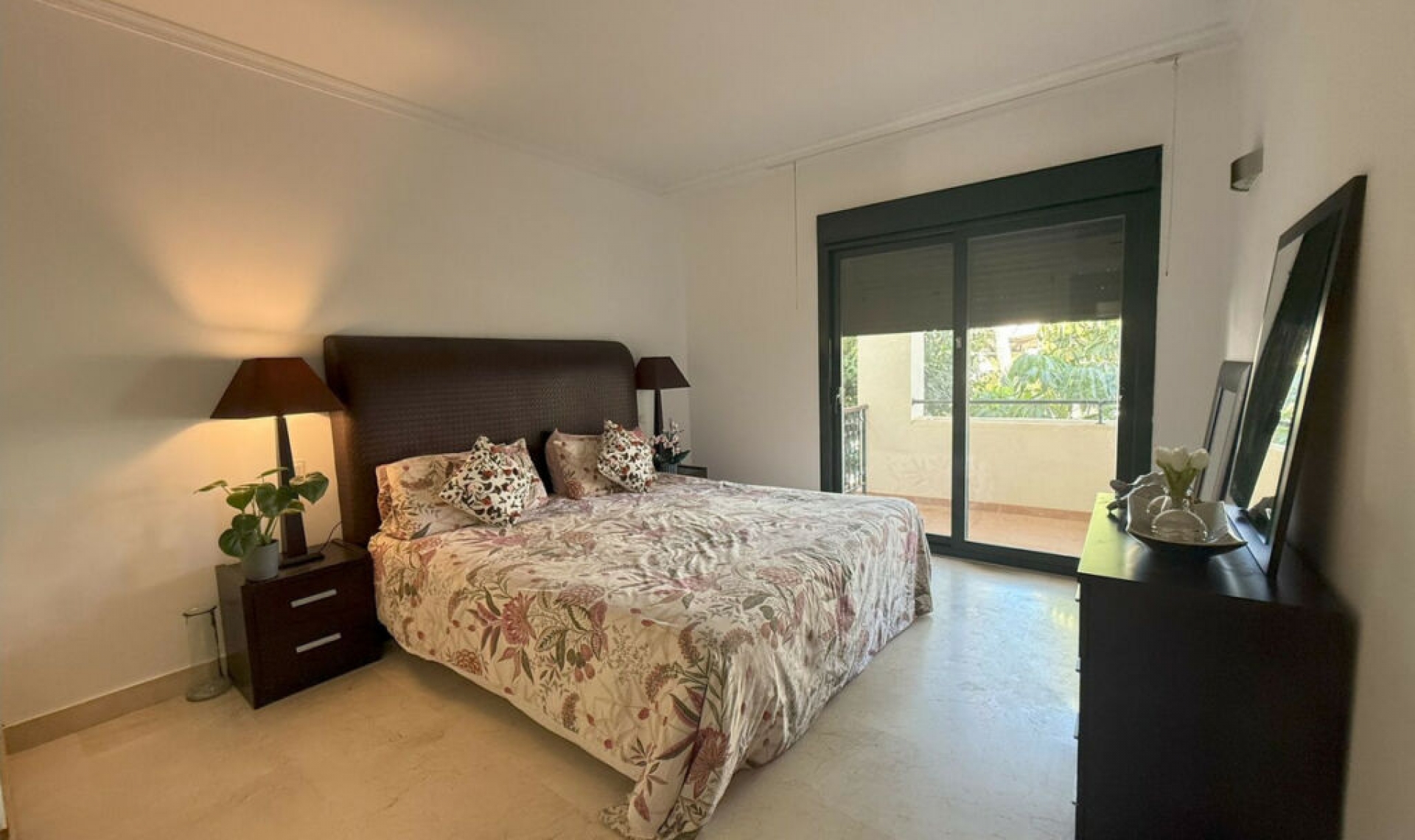 Resale - House -
Atalaya