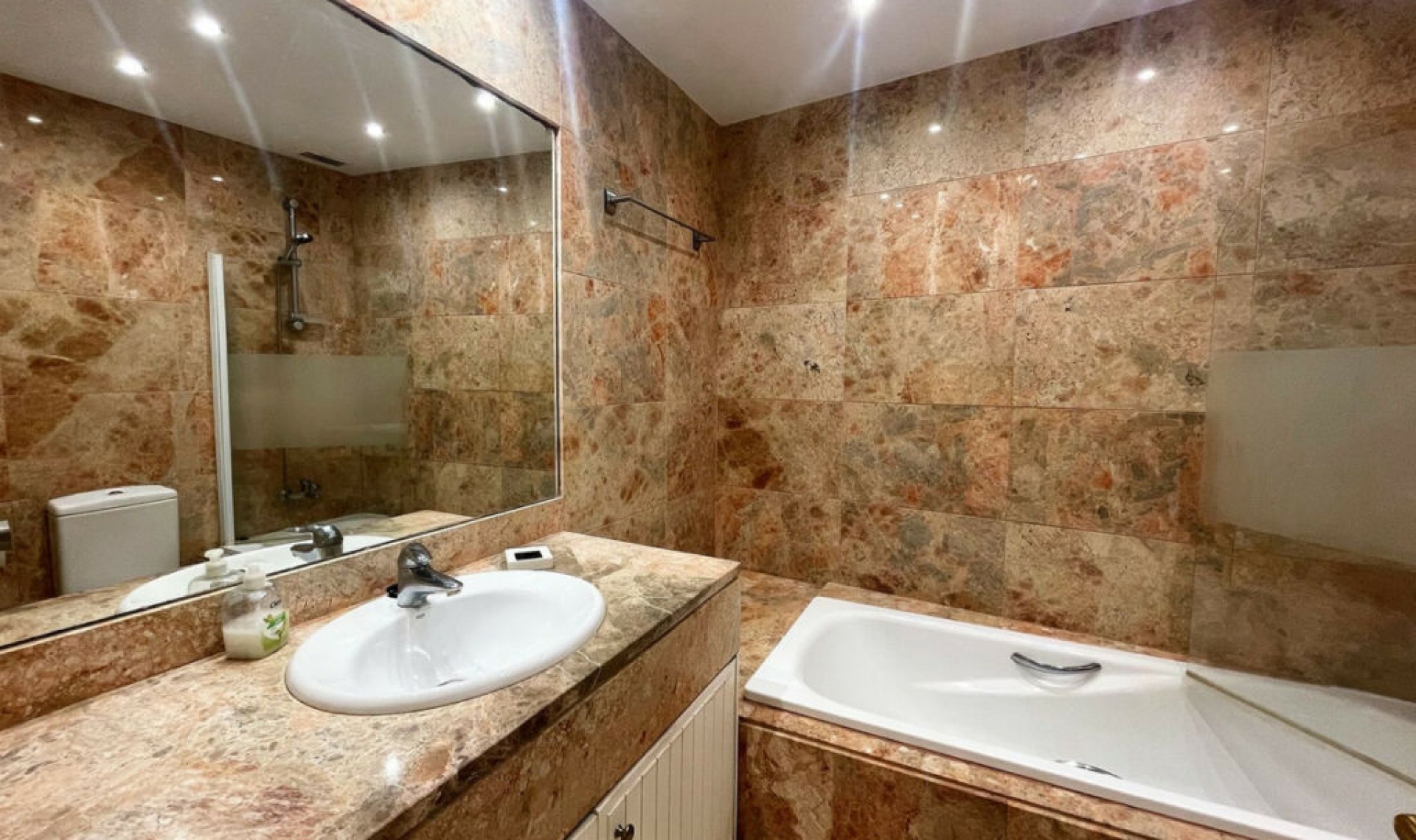 Resale - House -
Atalaya