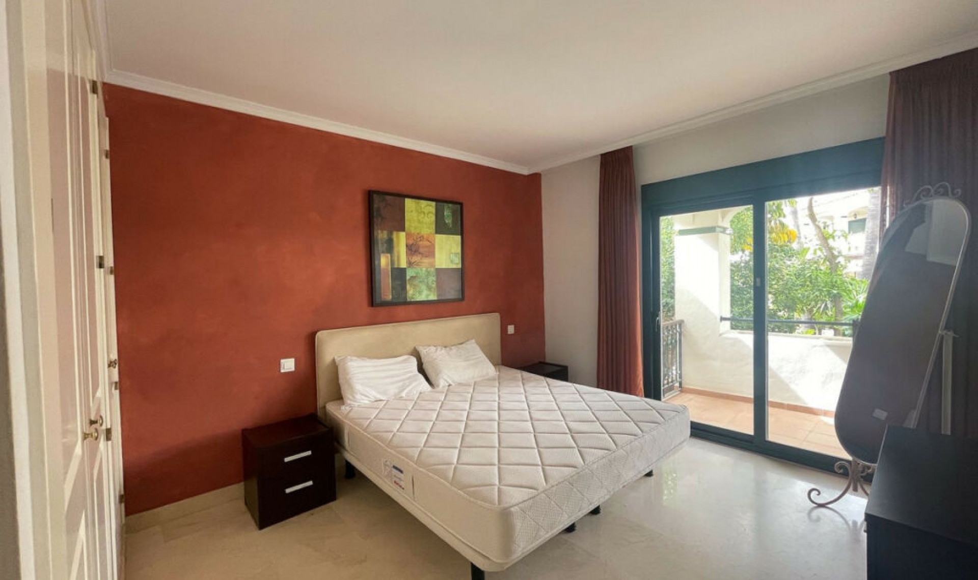 Resale - House -
Atalaya