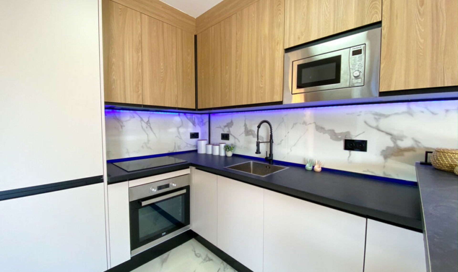 Resale - House -
Atalaya