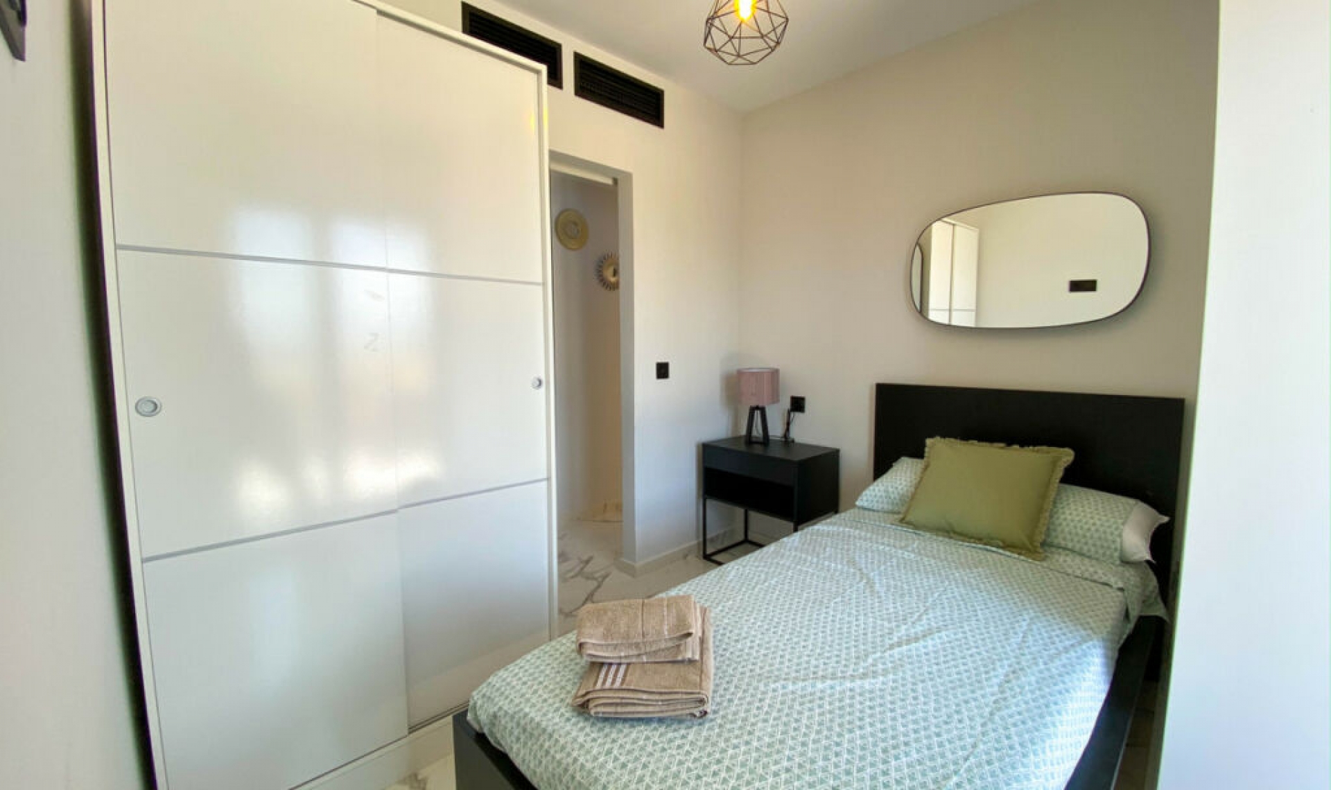 Resale - House -
Atalaya