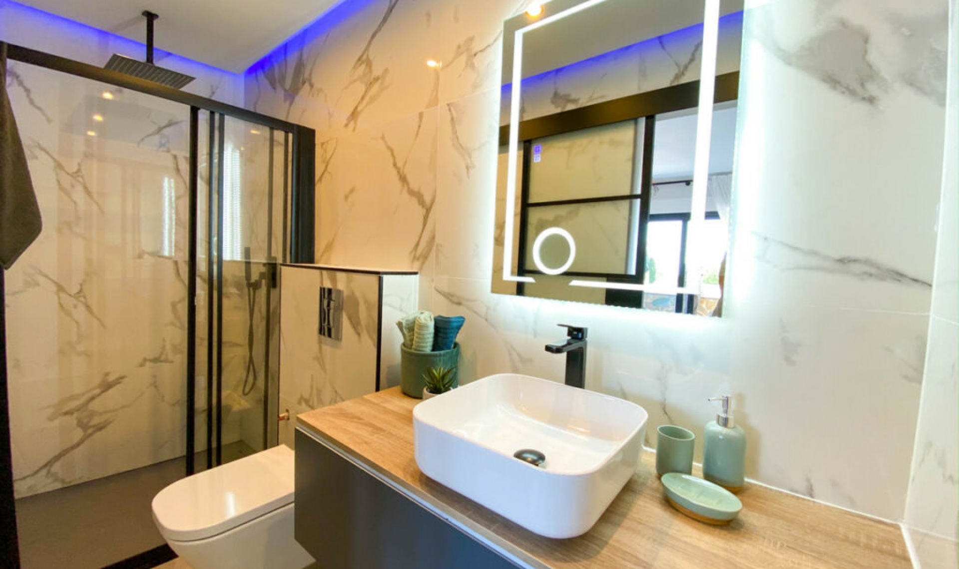 Resale - House -
Atalaya