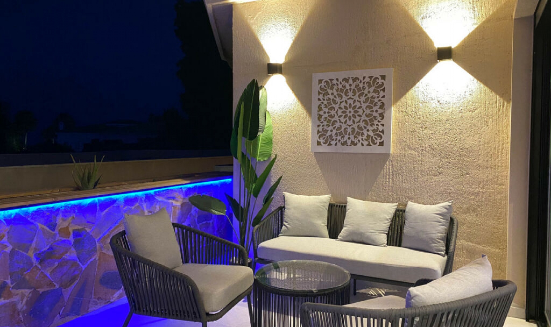 Resale - House -
Atalaya