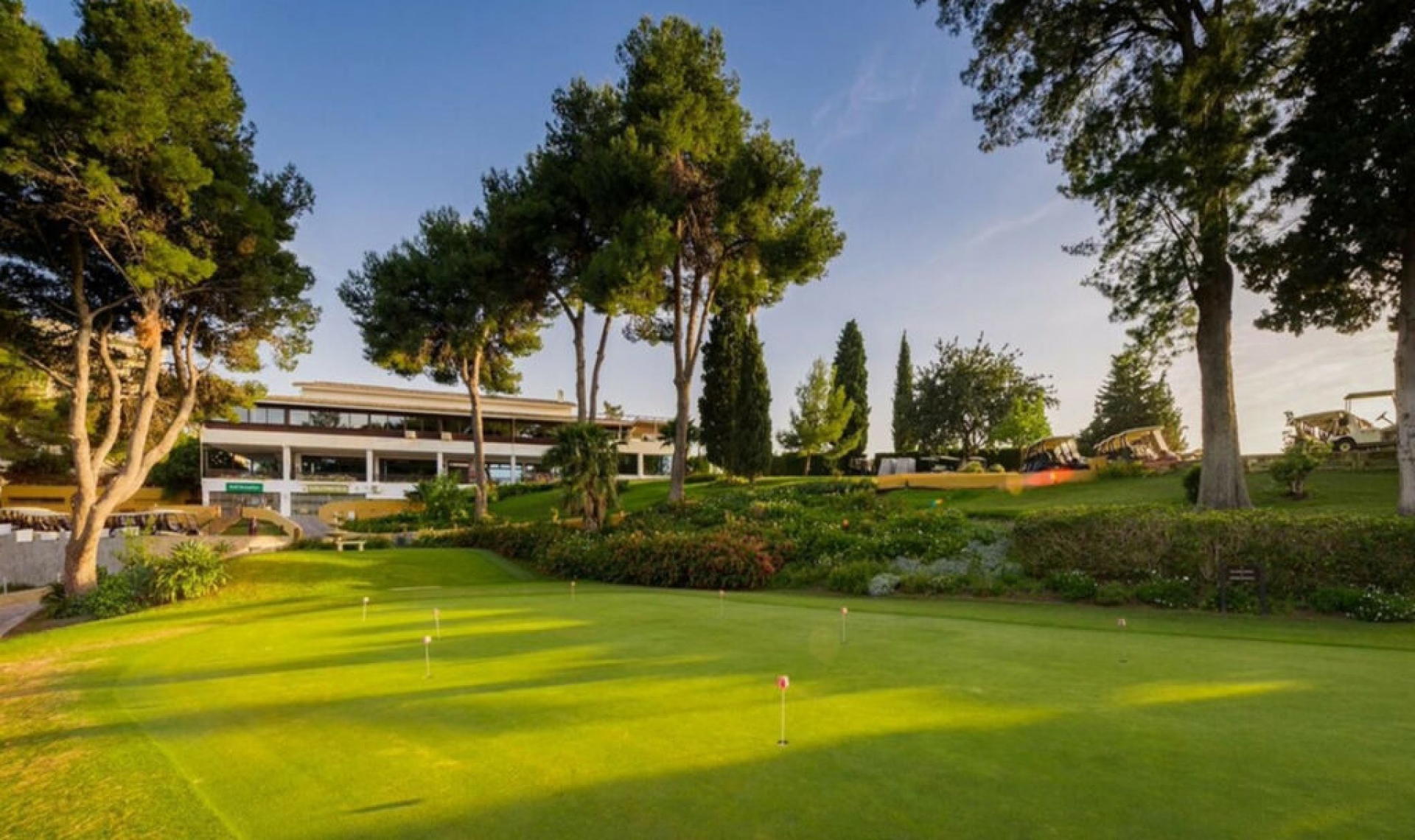 Resale - House -
Atalaya