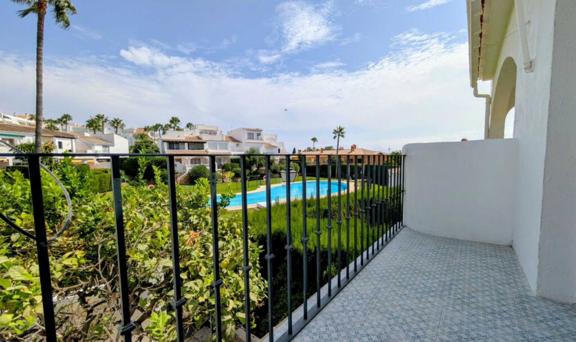 Resale - House -
Atalaya