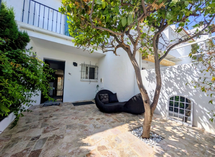 Resale - House -
Atalaya