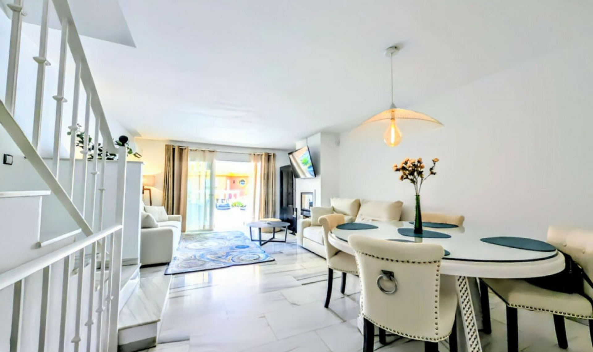 Resale - House -
Atalaya