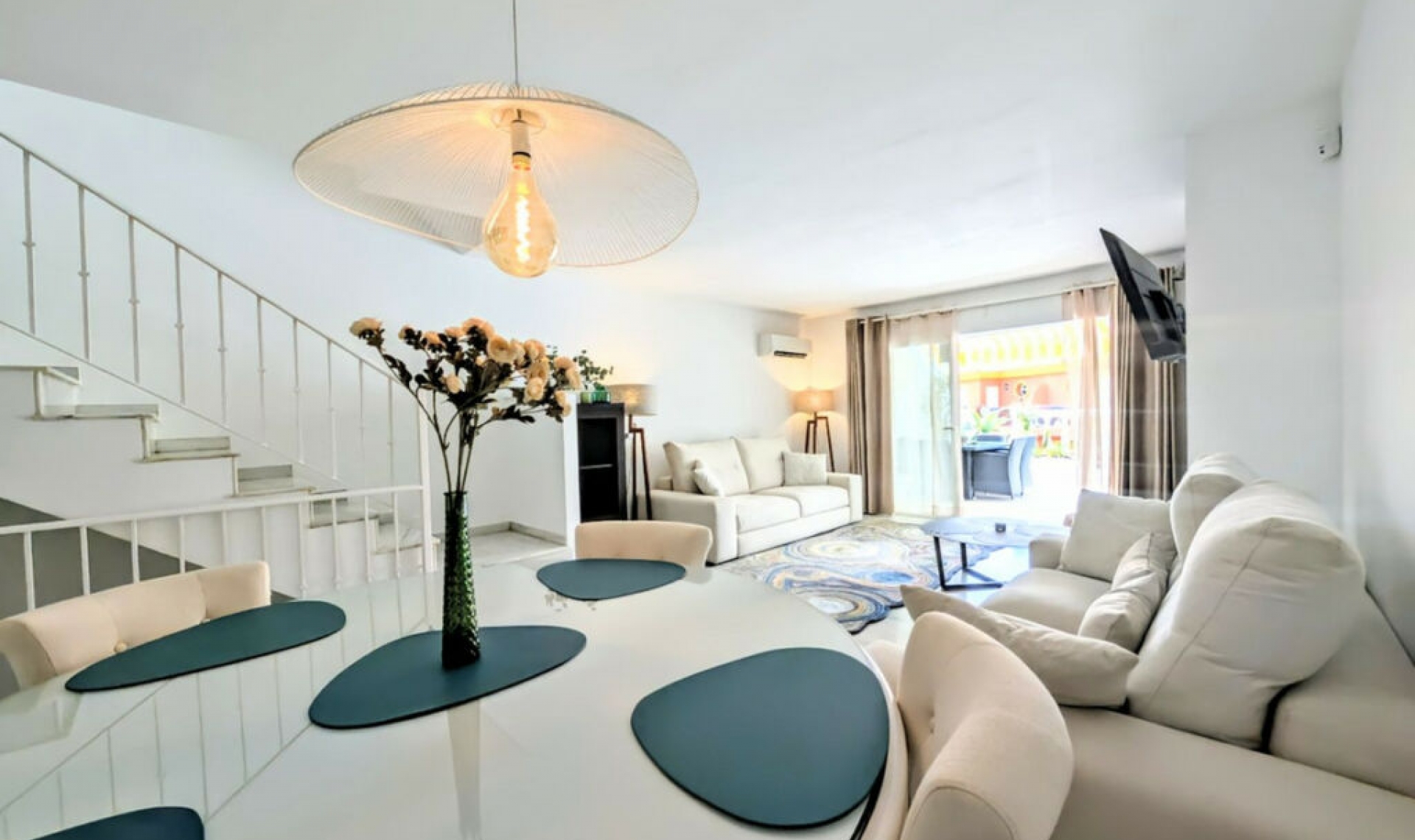 Resale - House -
Atalaya