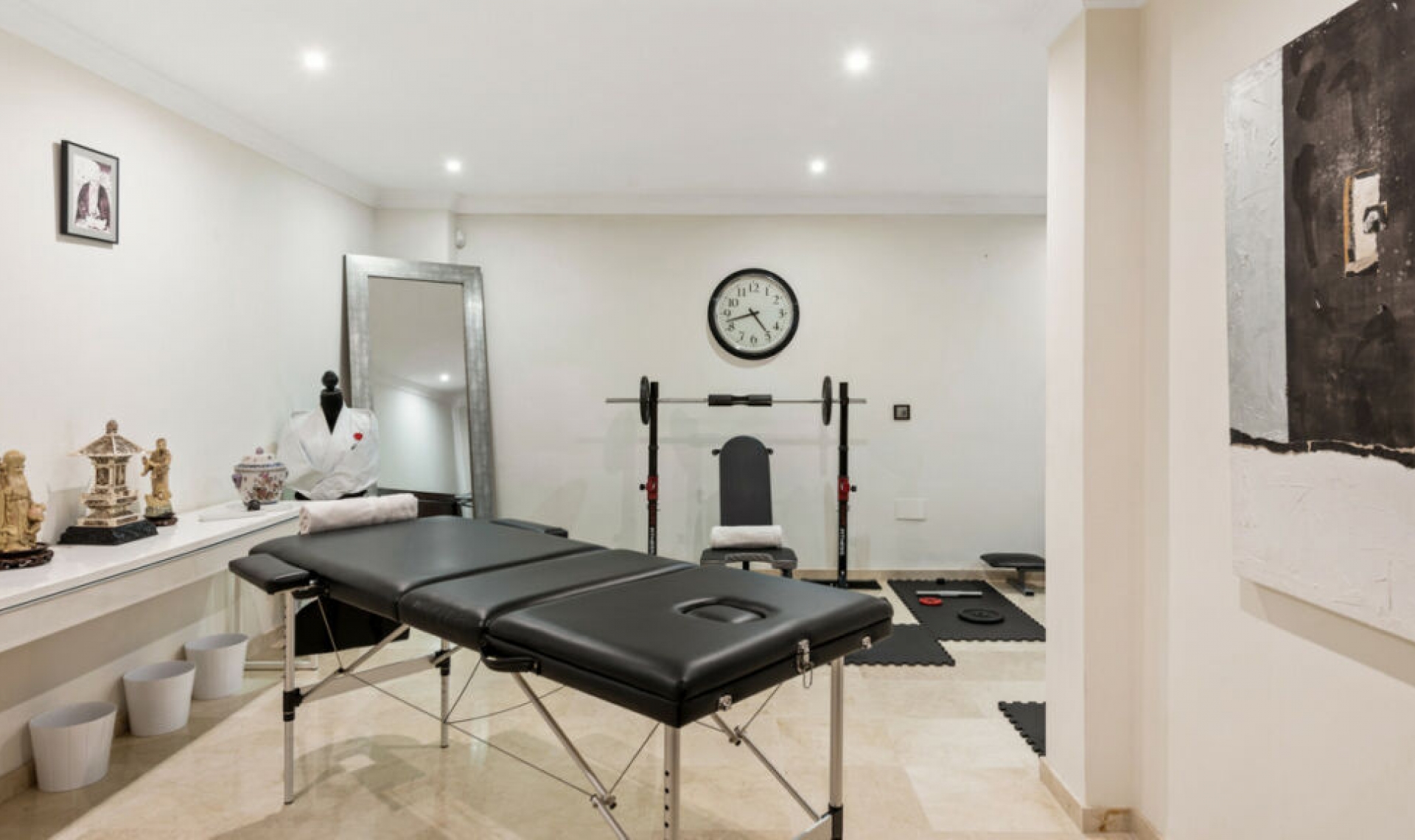 Resale - House -
Atalaya