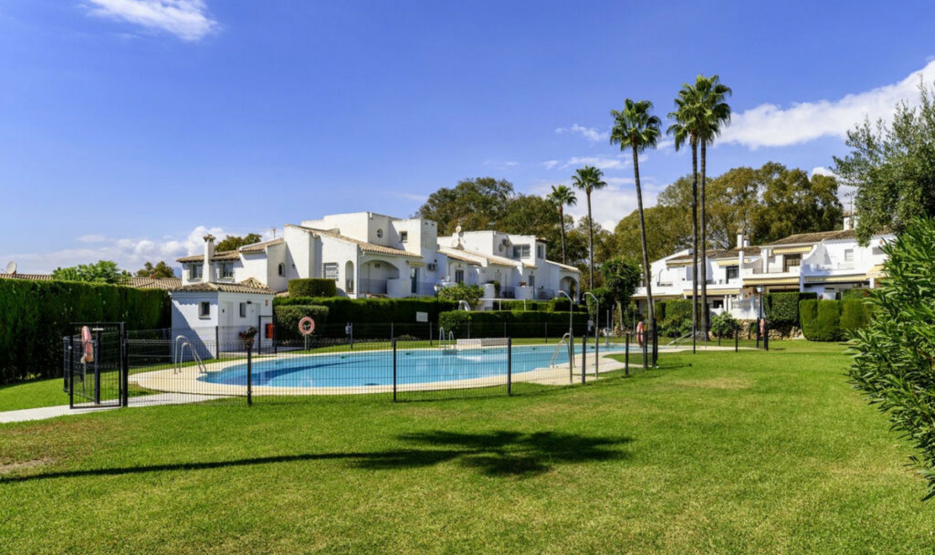 Resale - House -
Atalaya