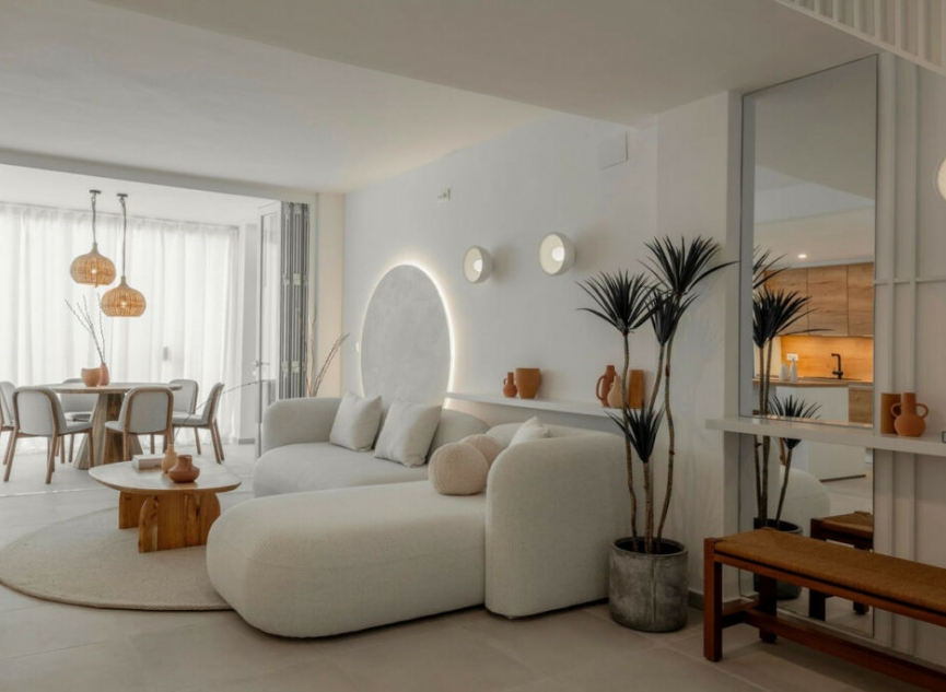 Resale - House -
Bahía de Marbella