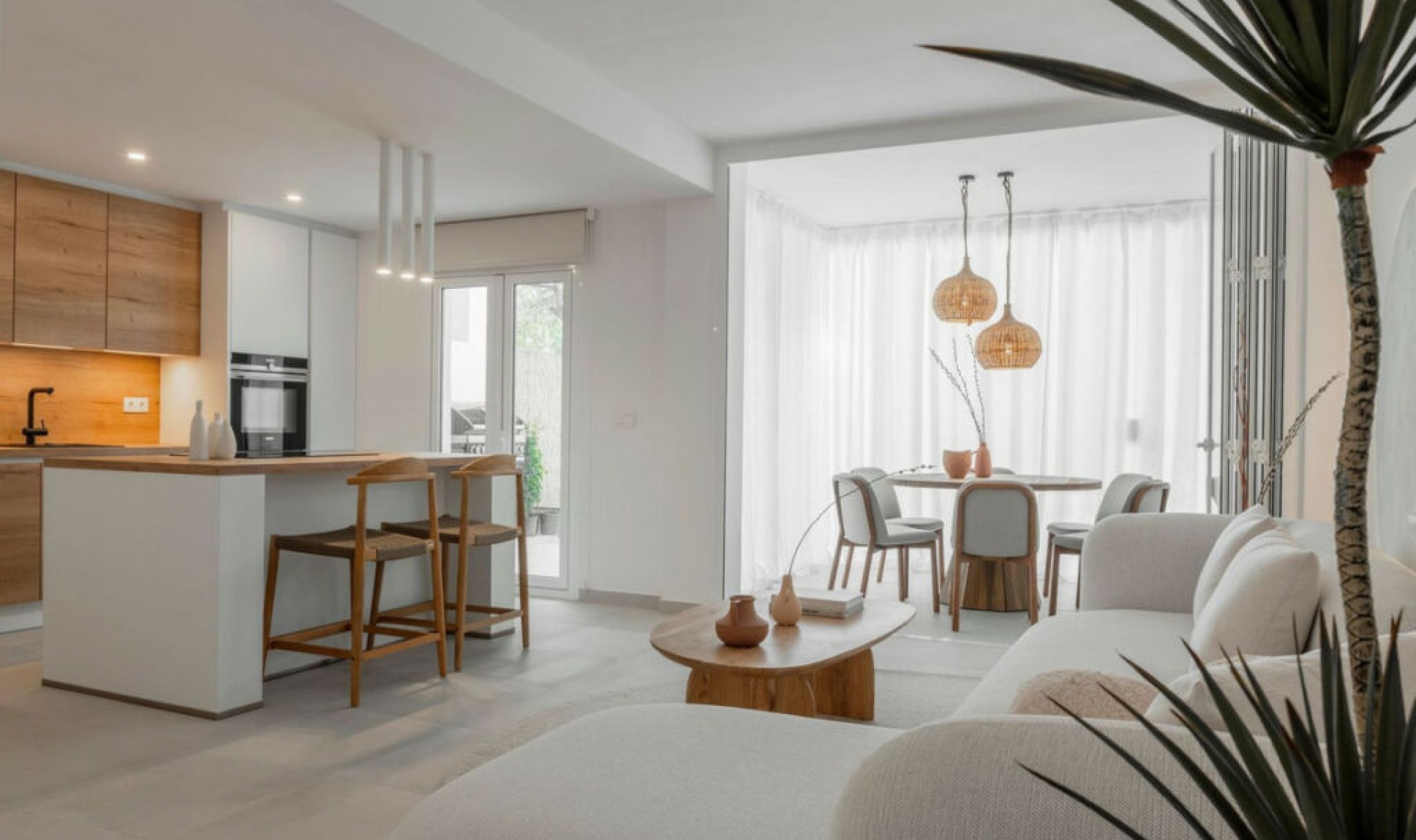 Resale - House -
Bahía de Marbella