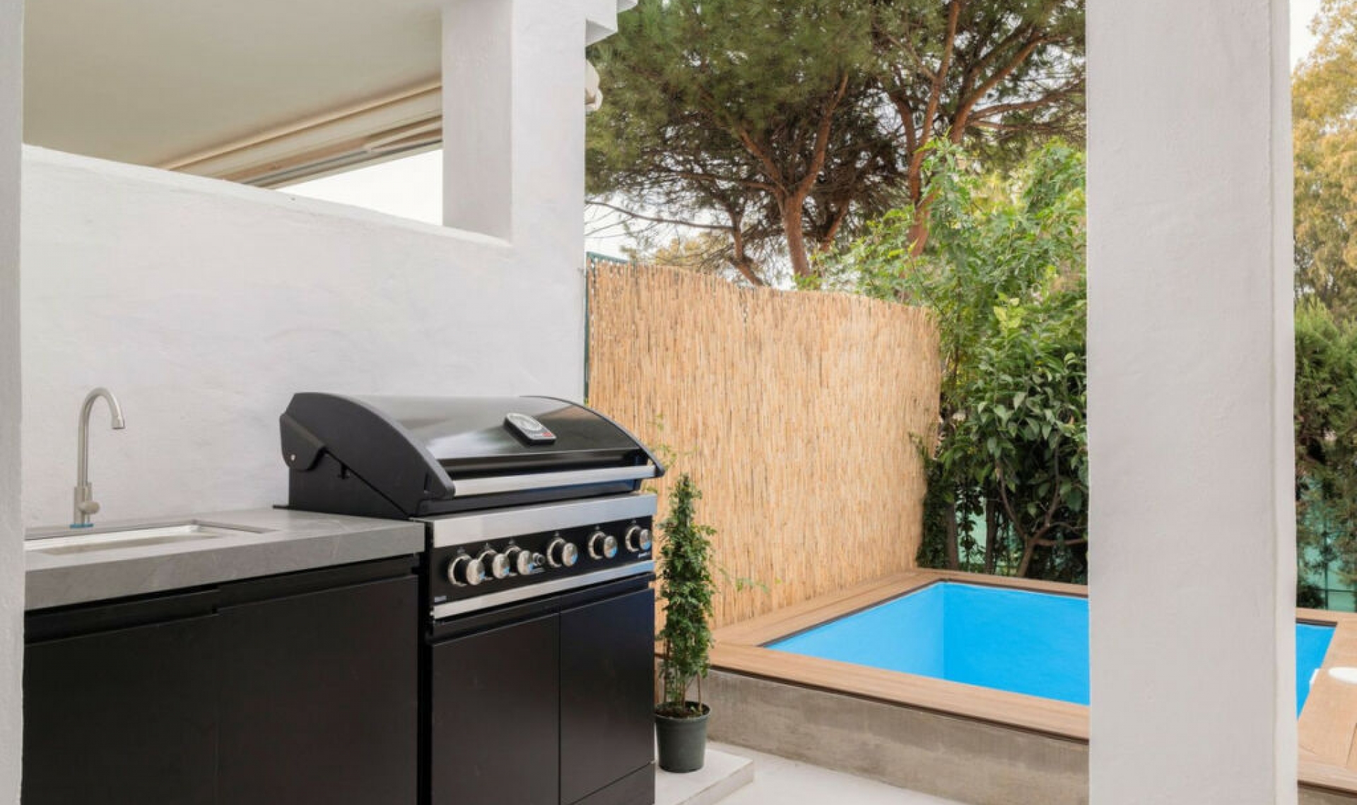 Resale - House -
Bahía de Marbella