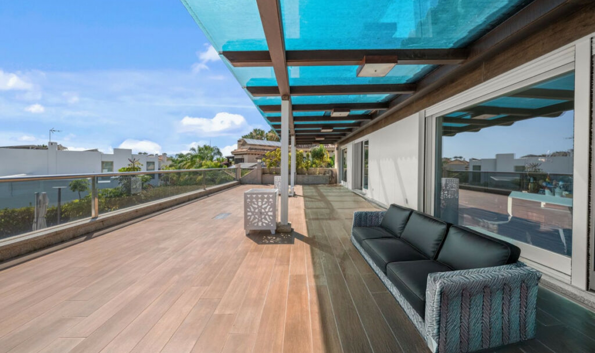 Resale - House -
Bahía de Marbella