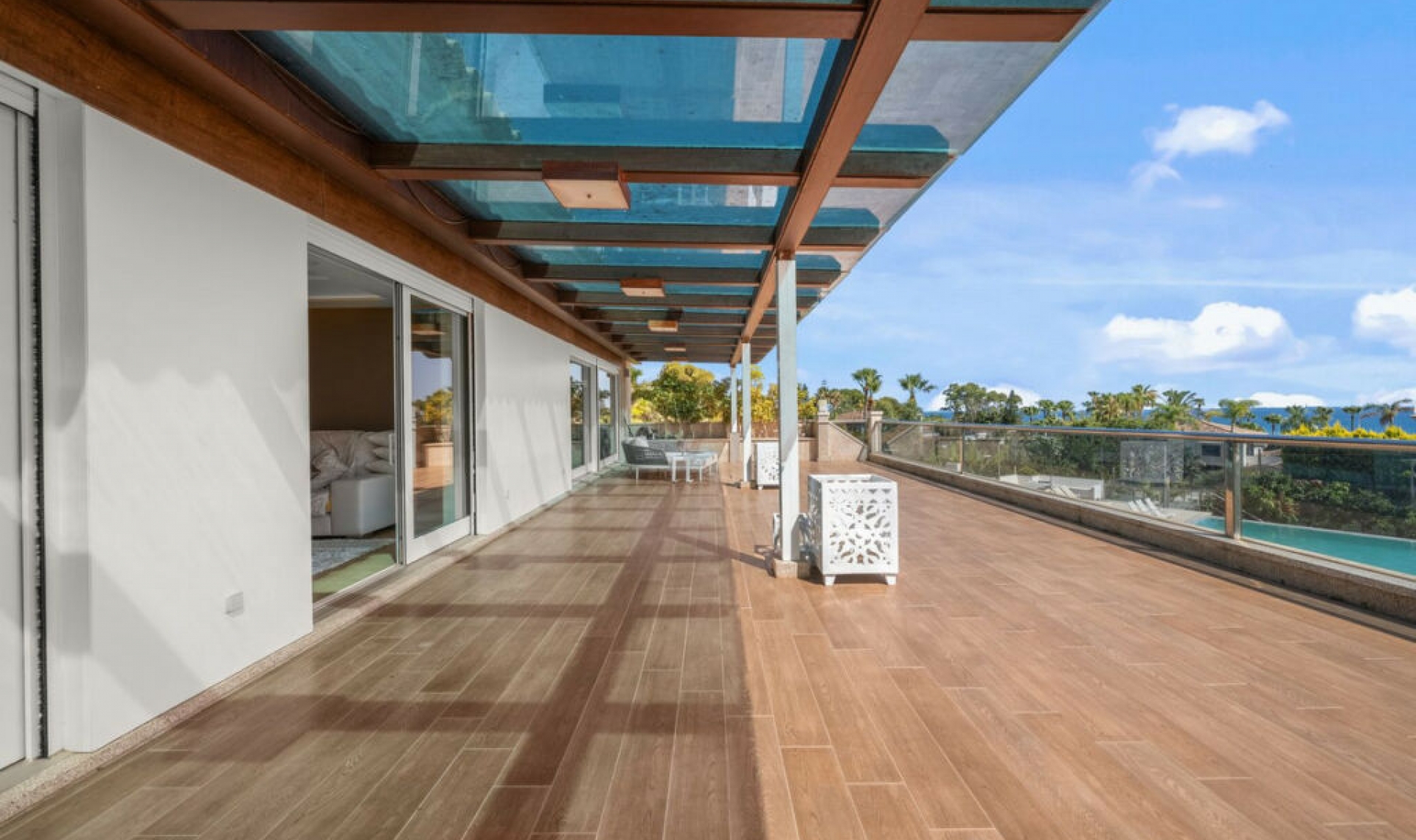 Resale - House -
Bahía de Marbella