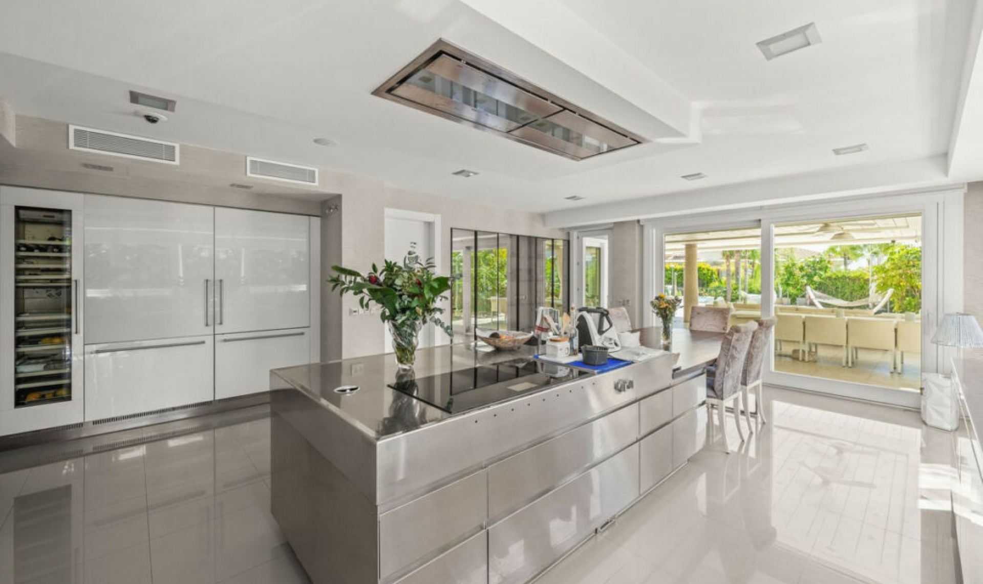 Resale - House -
Bahía de Marbella