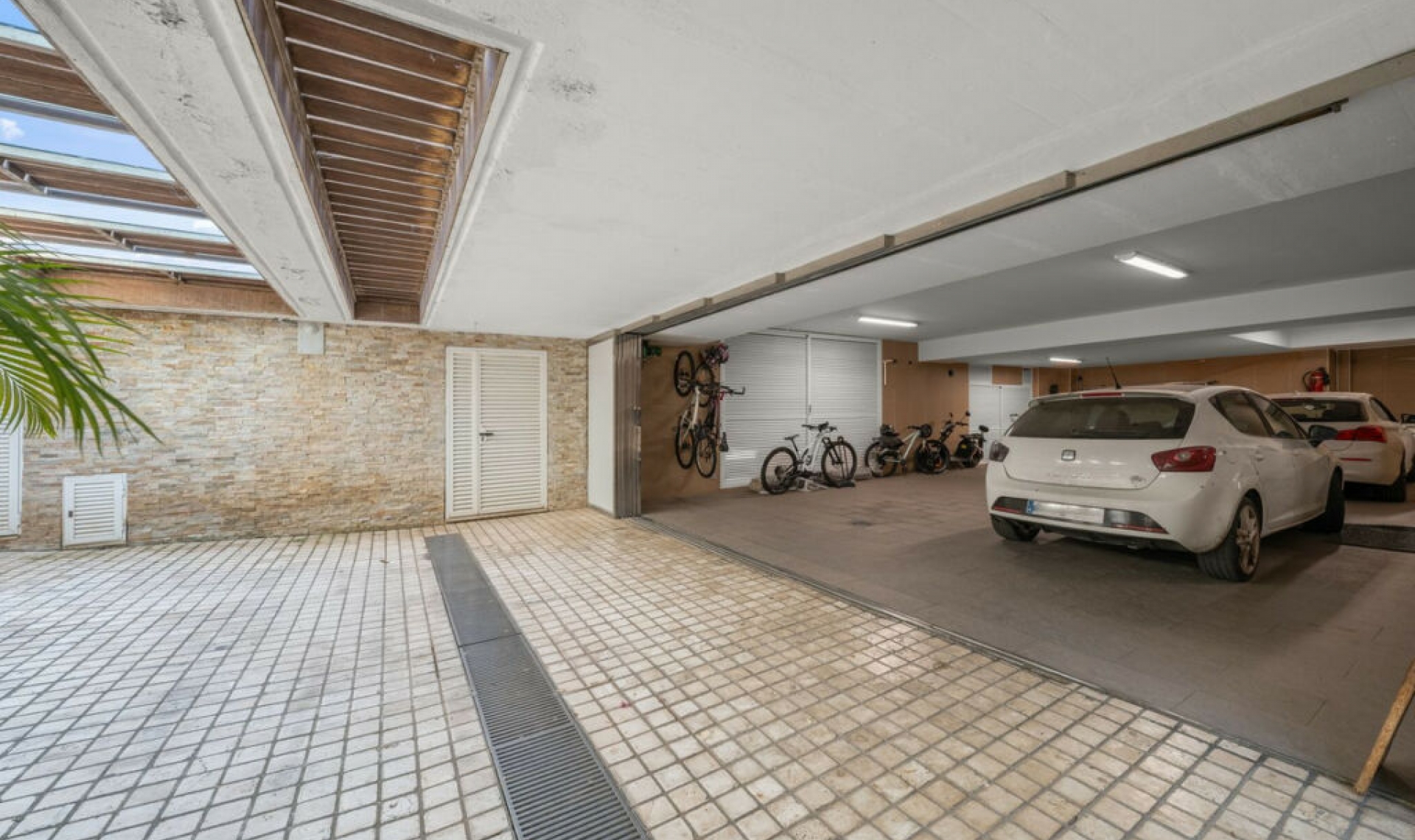 Resale - House -
Bahía de Marbella