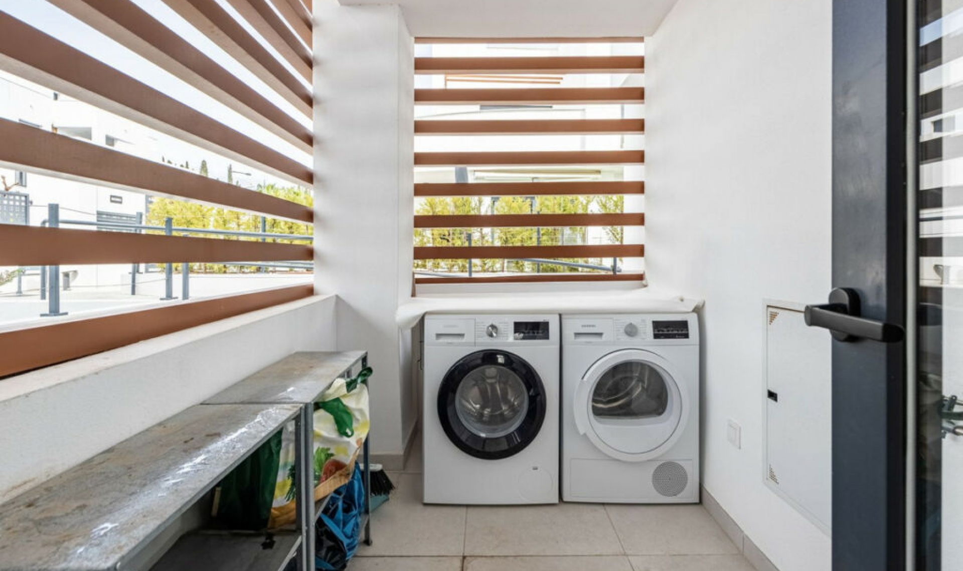Resale - House -
Bel Air