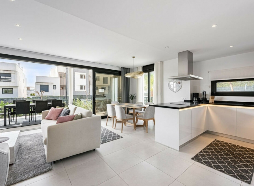 Resale - House -
Bel Air