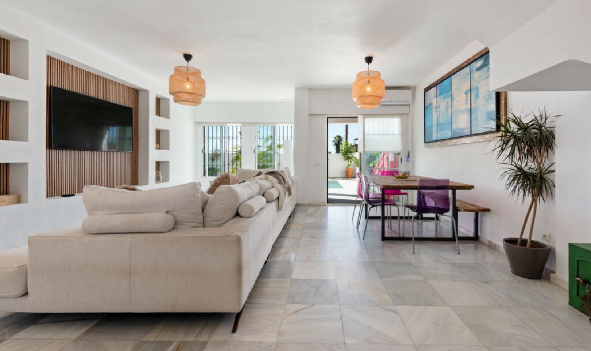 Resale - House -
Bel Air