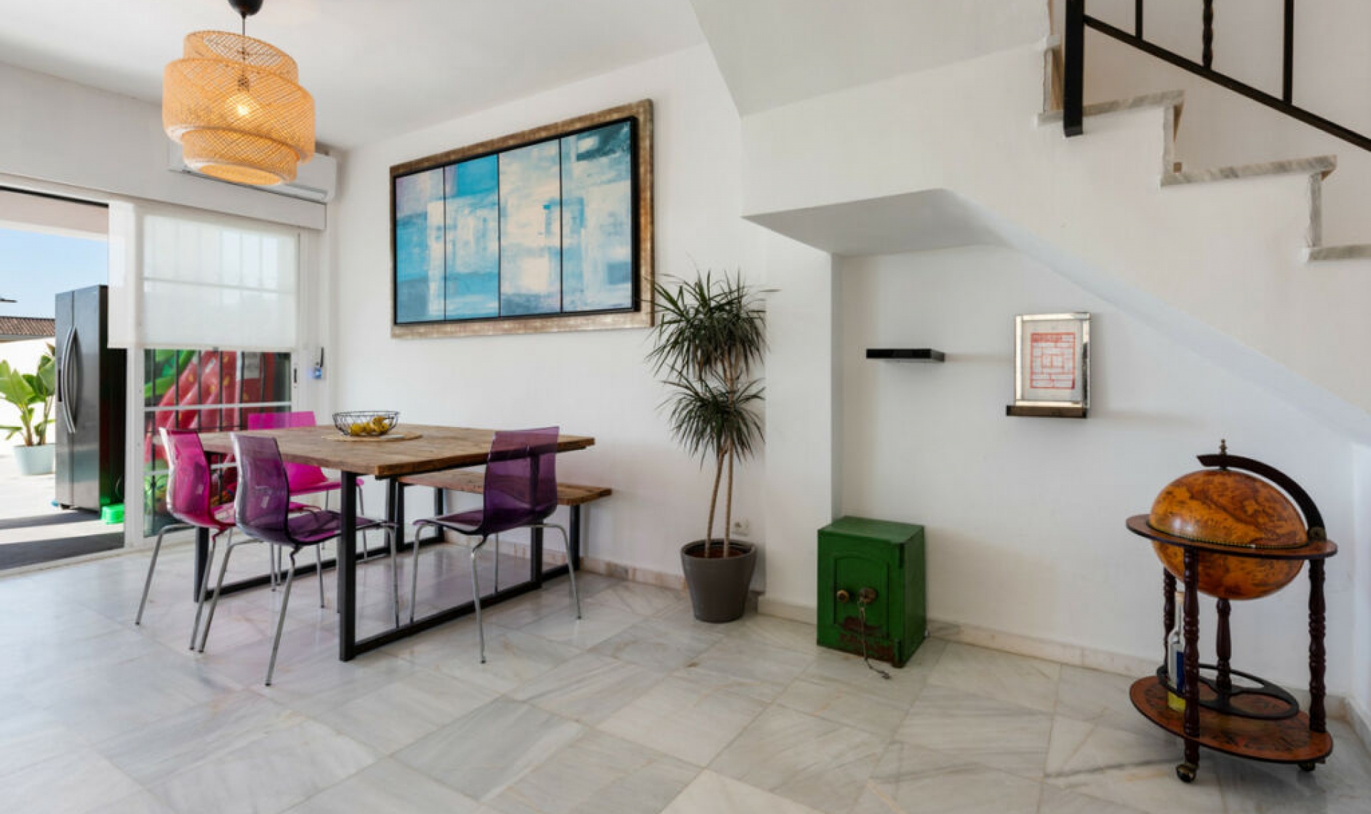 Resale - House -
Bel Air