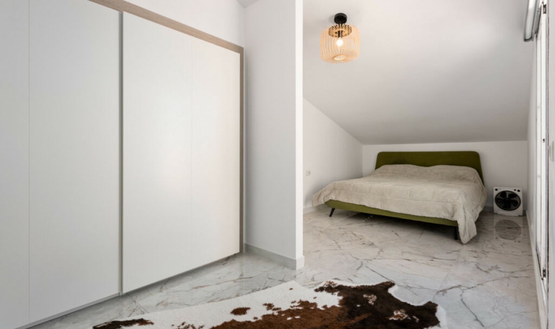 Resale - House -
Bel Air