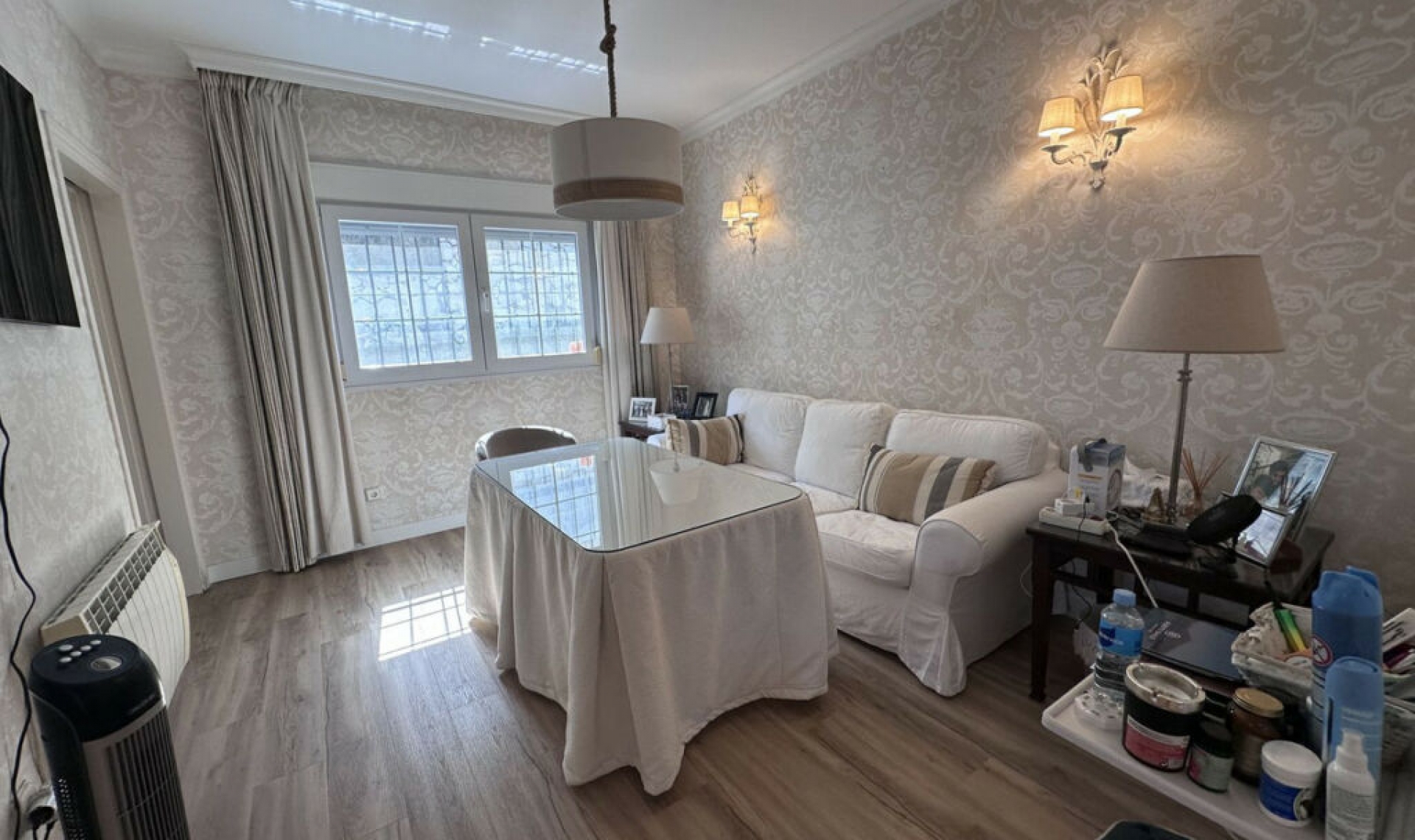 Resale - House -
Bel Air