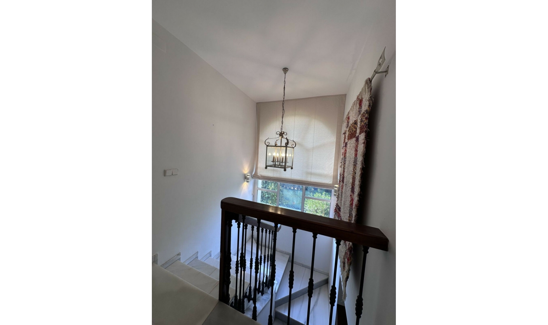 Resale - House -
Bel Air