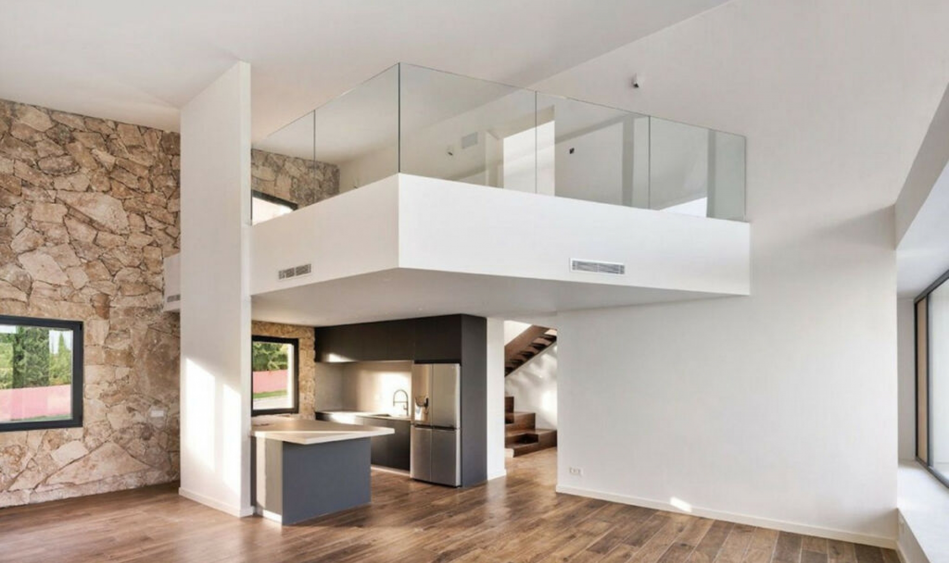 Resale - House -
Bel Air