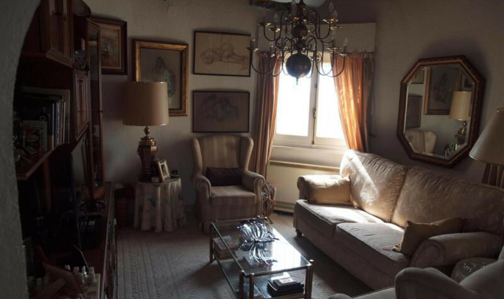 Resale - House -
Benagalbon