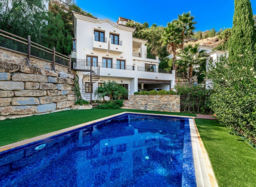 Resale - House -
Benahavís