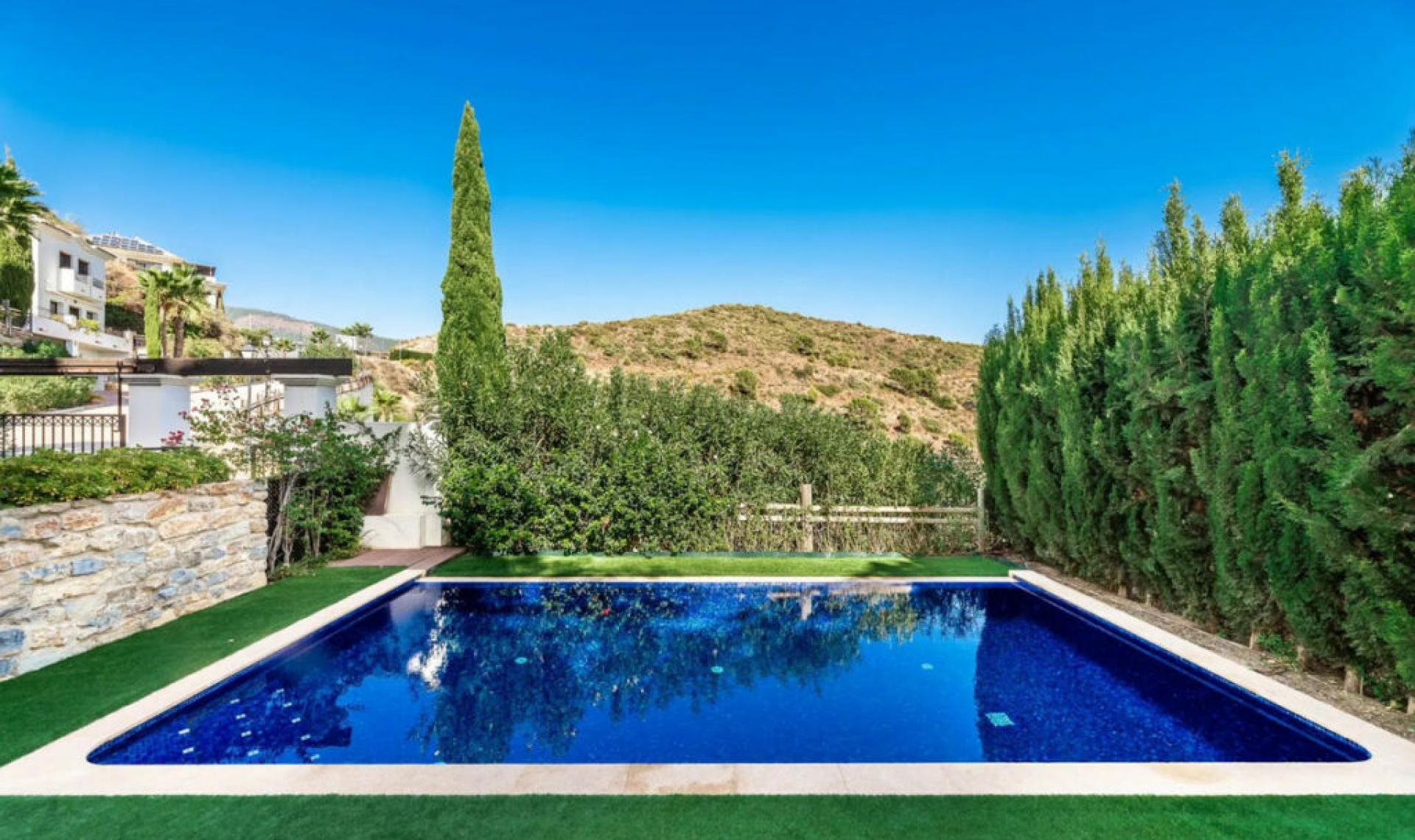 Resale - House -
Benahavís