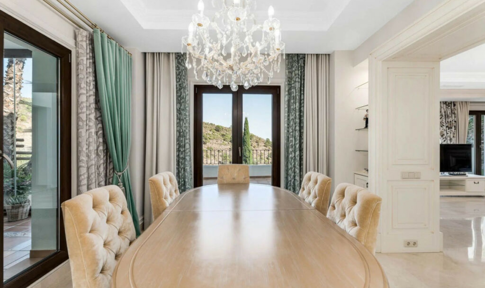 Resale - House -
Benahavís