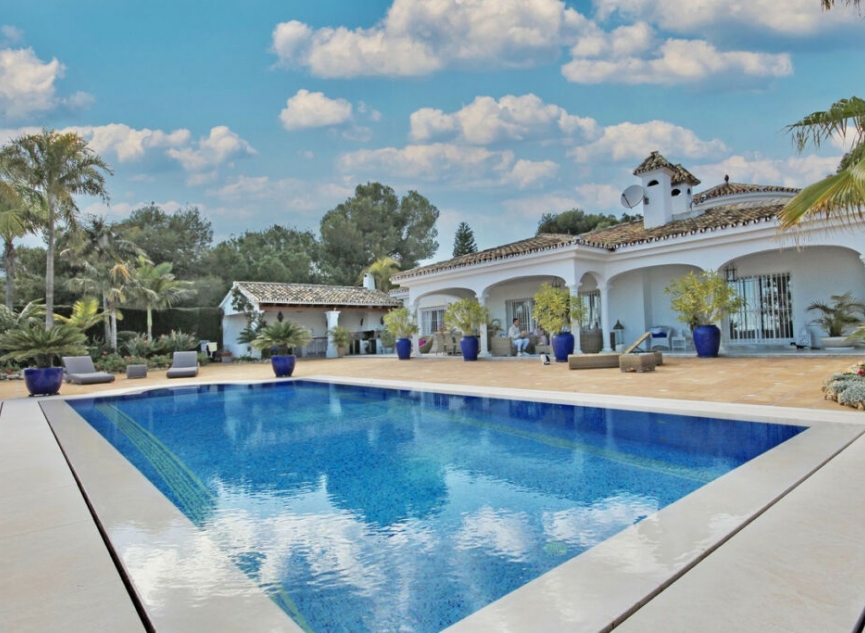 Resale - House -
Benahavís
