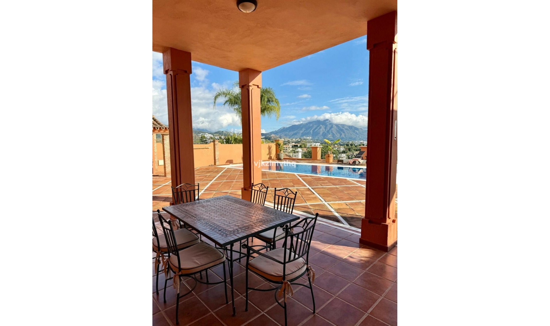 Resale - House -
Benahavís