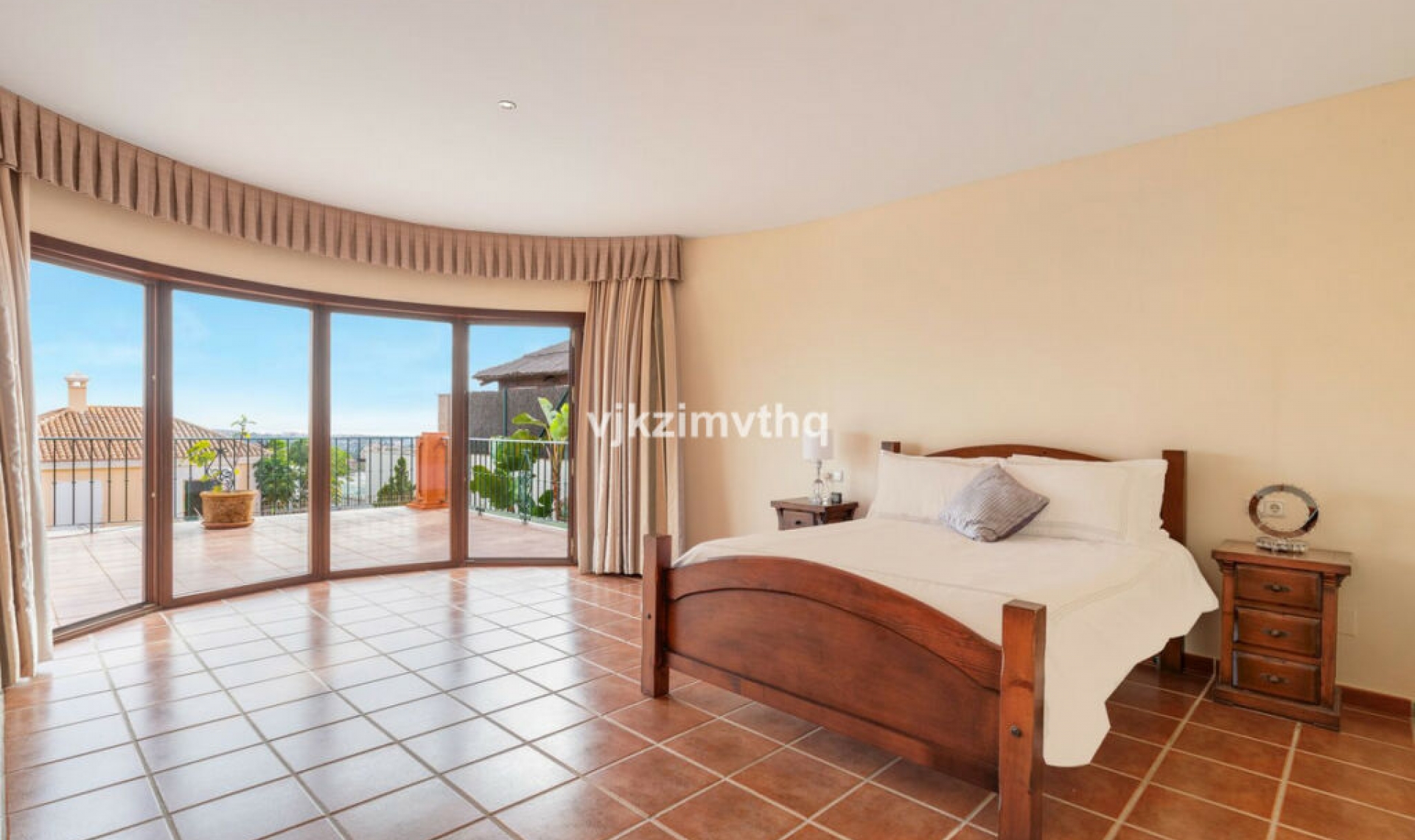 Resale - House -
Benahavís