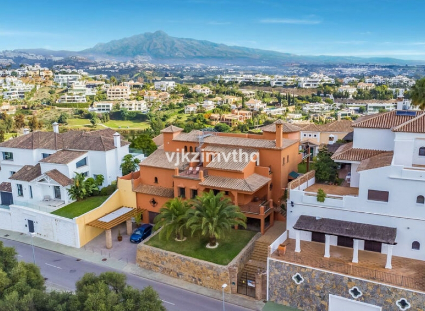 Resale - House -
Benahavís