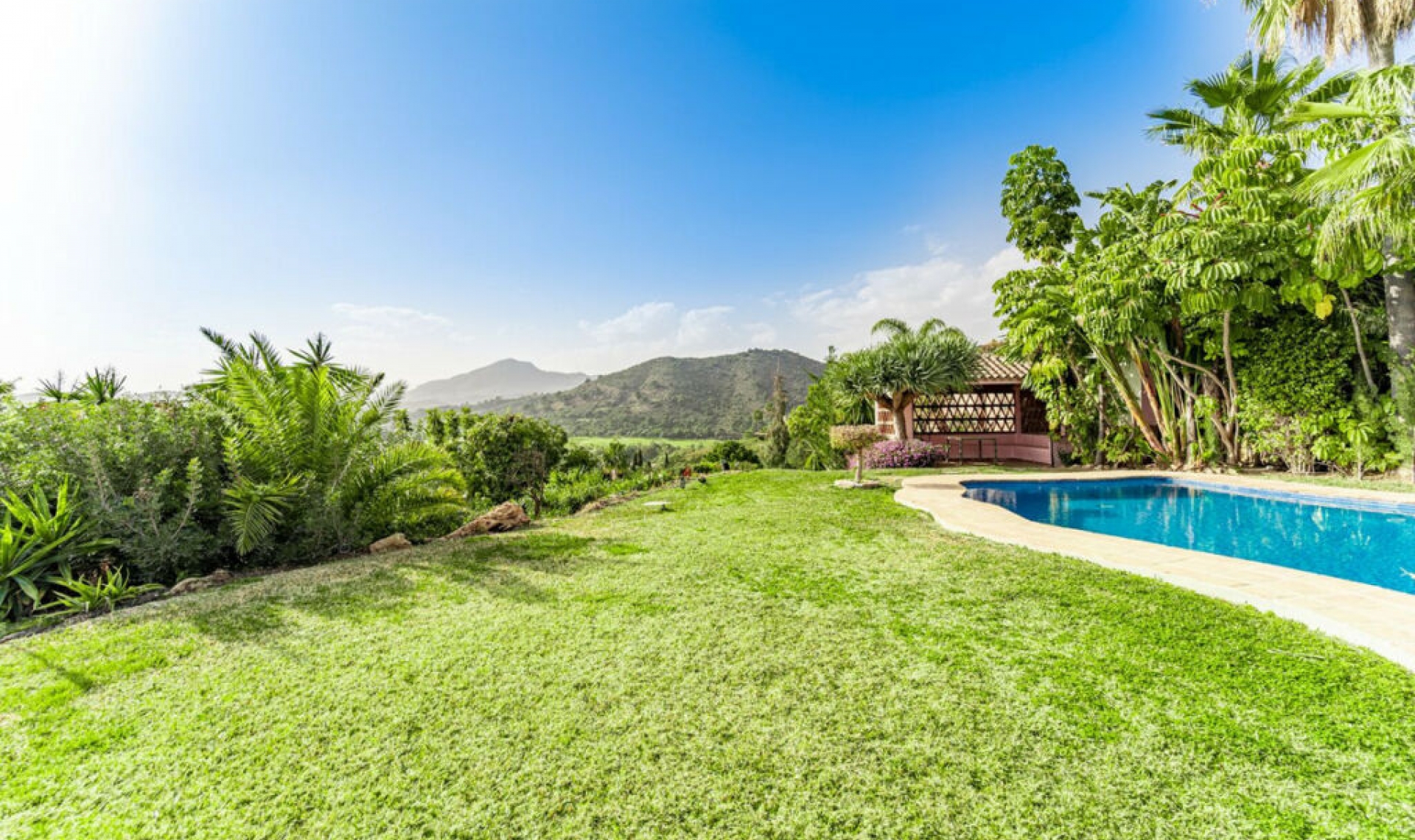 Resale - House -
Benahavís