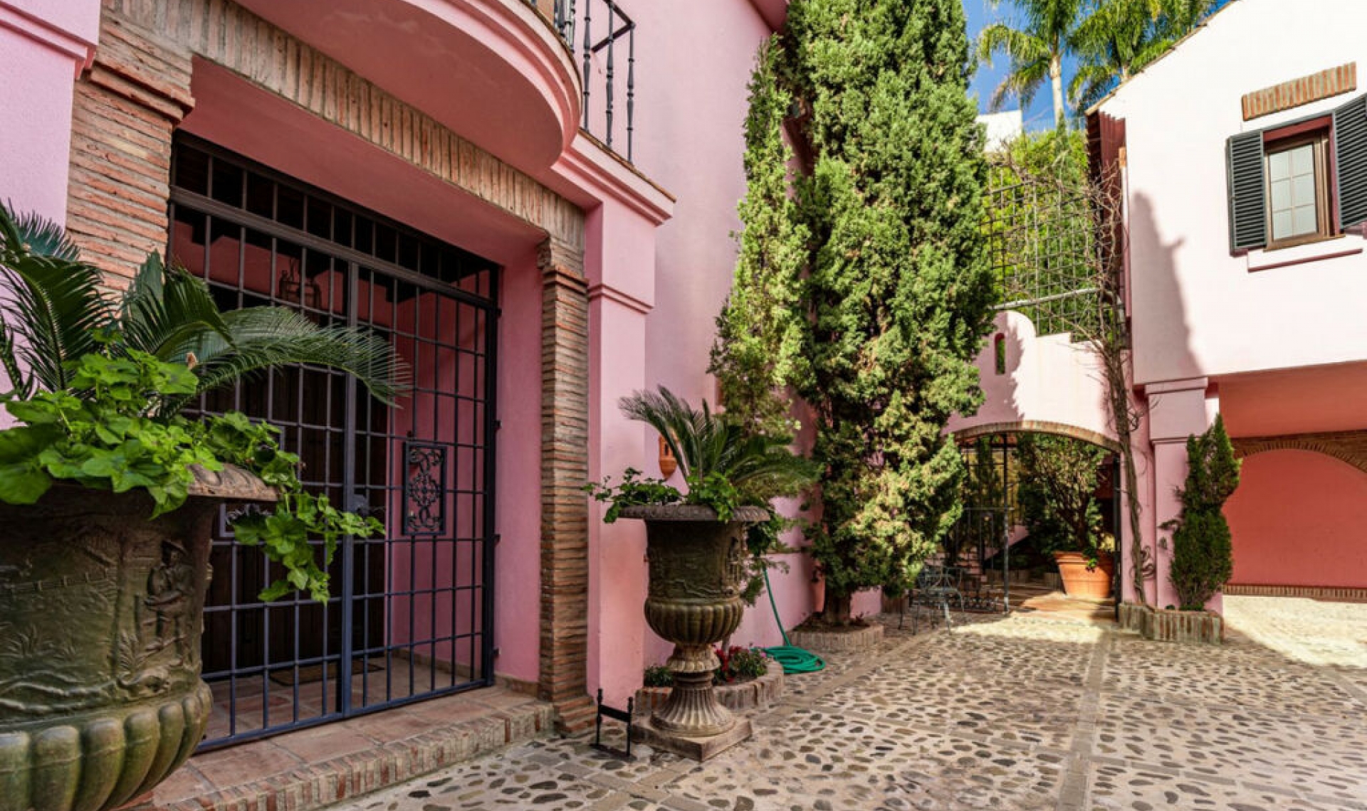 Resale - House -
Benahavís